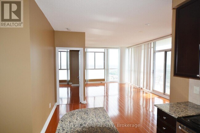 Building Photo - 225 Webb Dr