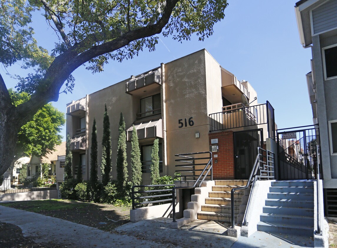Foto principal - 516 Concord St