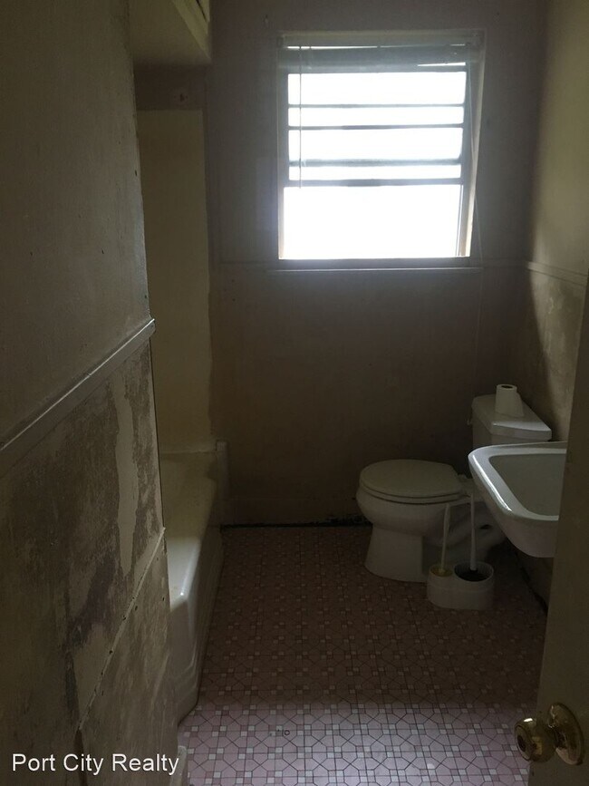 Foto del edificio - 2 br, 1 bath House - 3717 Dilg League Dr.
