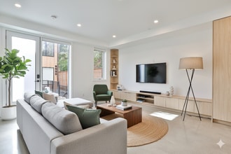 Building Photo - 68 Foxley St