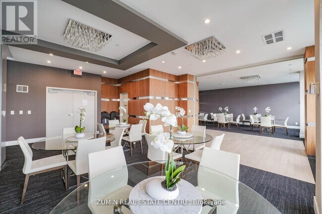 Photo du bâtiment - 9191 Yonge St