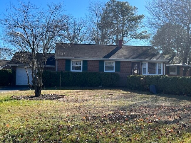 Building Photo - 9505 Nandina Dr