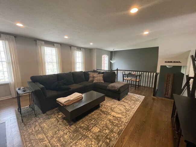 Building Photo - Wexford - 3 Bedroom Townhome Near I-79 -Mu...