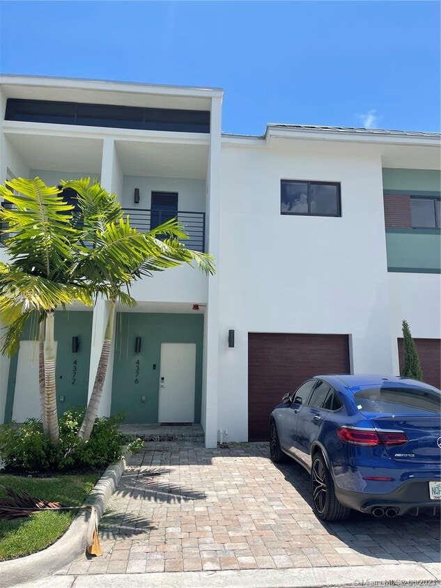 4376 NW 8th Ct, Plantation, FL 33317 Townhome Rentals in Plantation FL