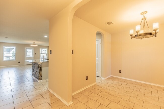 Building Photo - 1744 Emerald Edge