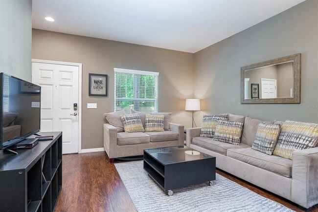 Building Photo - 8964 Silver Pl