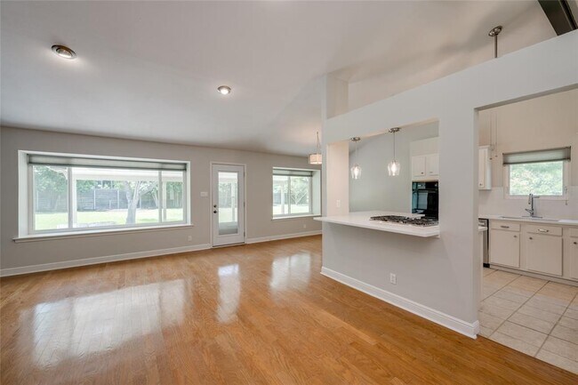 Foto del edificio - 6506 Harrogate Dr