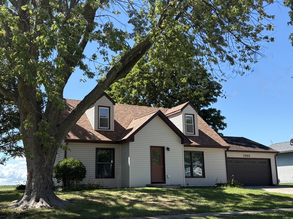 Foto principal - 1901 Kenny Ave