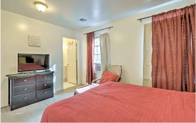 Foto del edificio - 285 Claremont Ave
