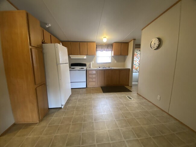 Foto del edificio - 2665 Douglas Rd