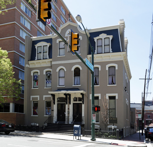 Building Photo - Franklin & Monroe Apartments