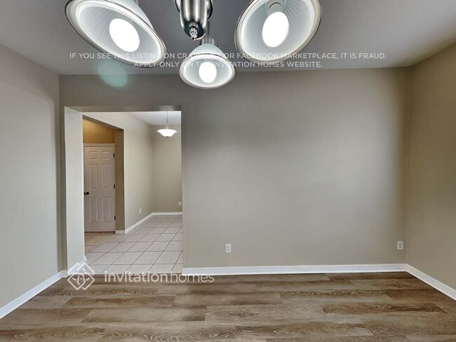 Foto del edificio - 7203 Wakeview Dr