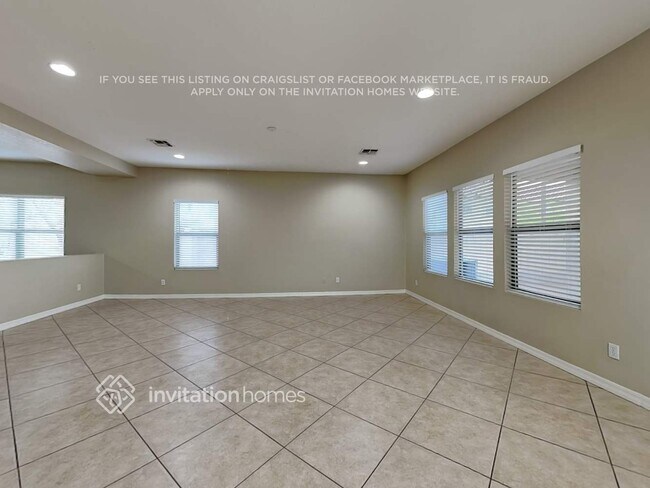 Building Photo - 9444 W Wilshire Ave