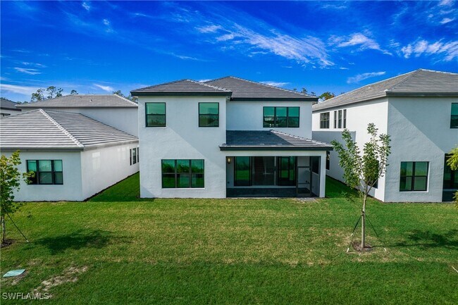 Building Photo - 20195 Ainsley St