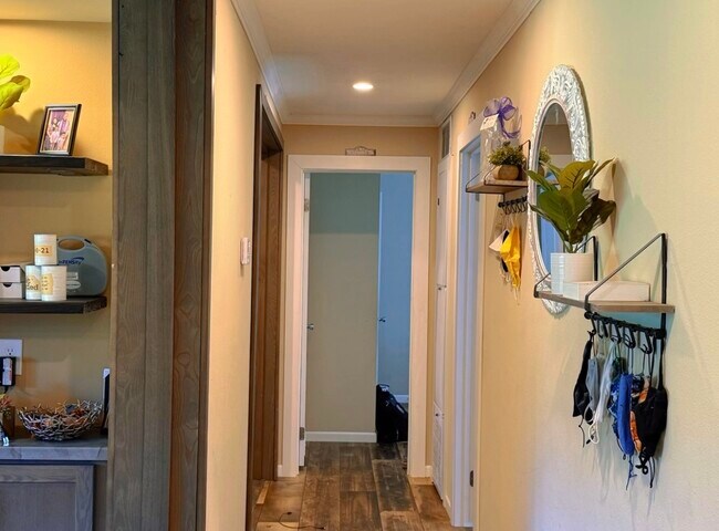 Building Photo - 440 Co Rd 179