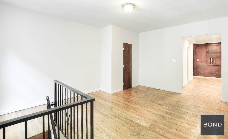 Primary Photo - 222 E 52nd St