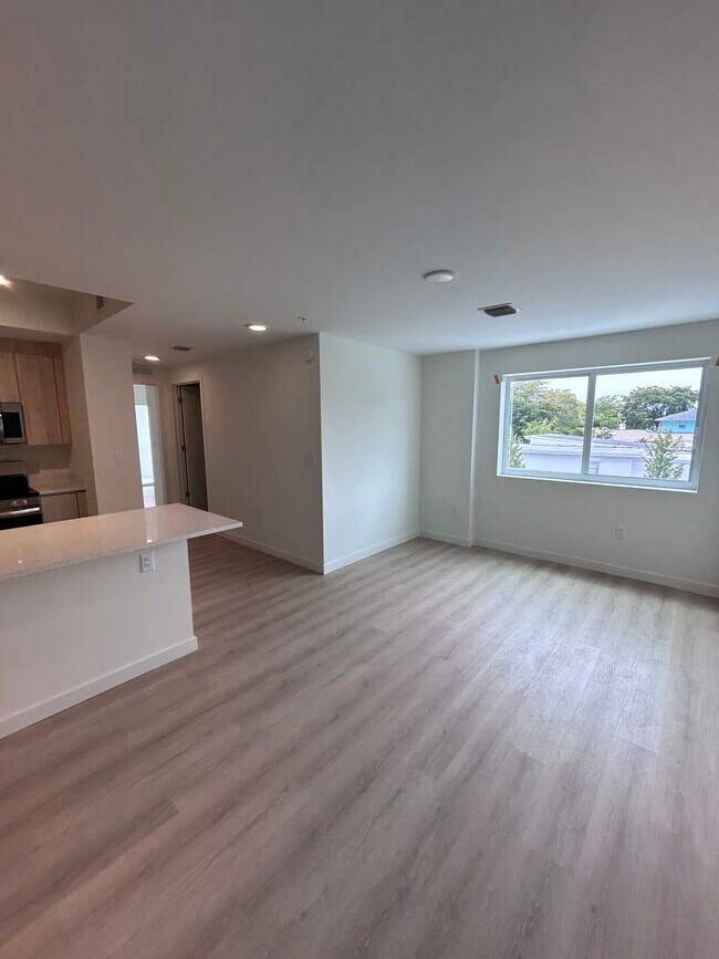 Foto del edificio - 915 18th Ave N