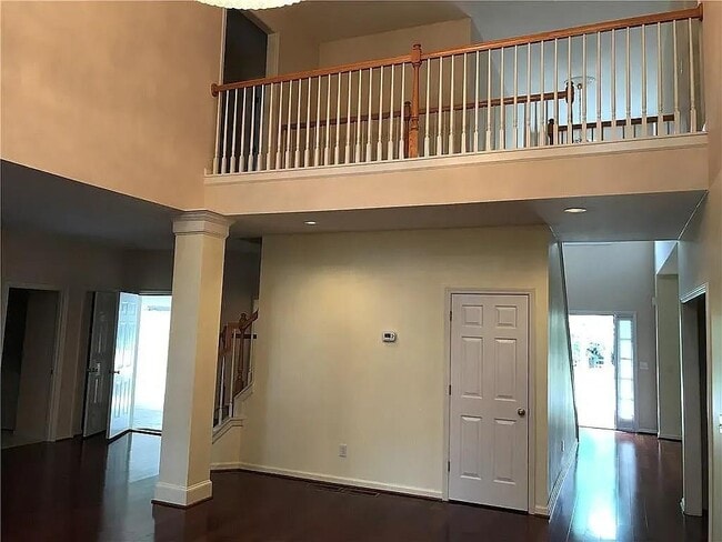Building Photo - 2855 Olde Town Park Dr