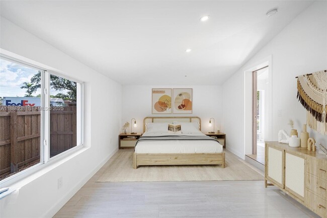 Foto del edificio - 234 Minola Dr