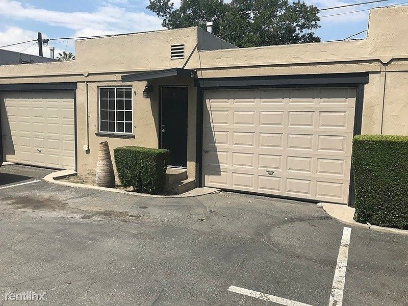 Primary Photo - 1437 W Holt Ave