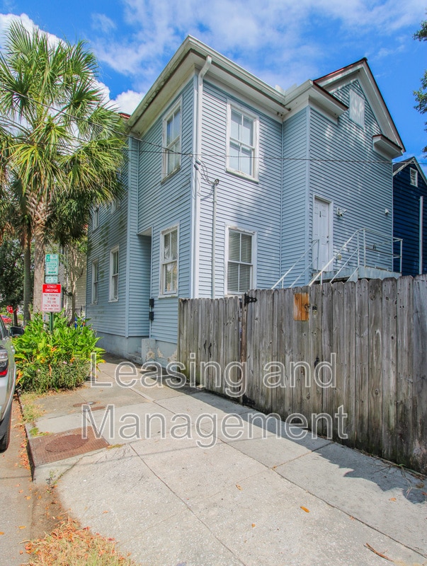 Building Photo - 3 Woolfe St