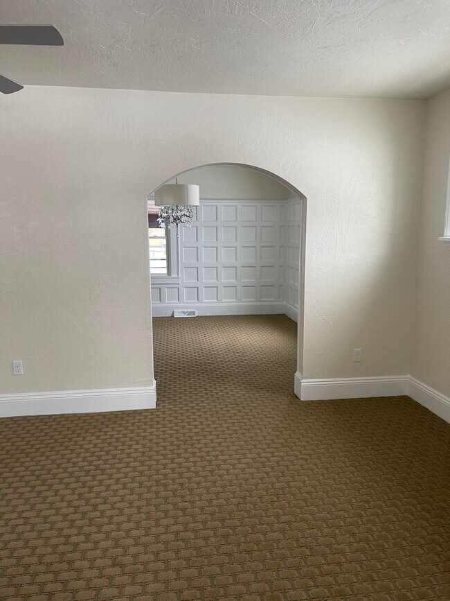 Foto del edificio - Completely Remodeled 3 Bedroom House