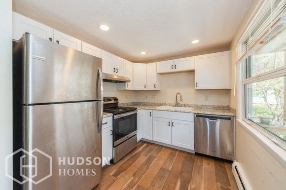 Building Photo - 38 Hapgood Rd