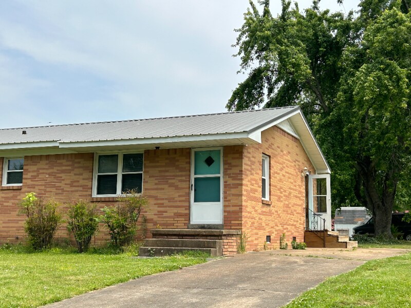 212 Avalon St, Greenfield, TN 38230 House Rental in Greenfield, TN