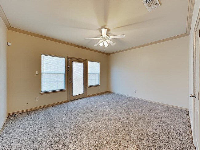Building Photo - 17721 Shumard Oak Dr