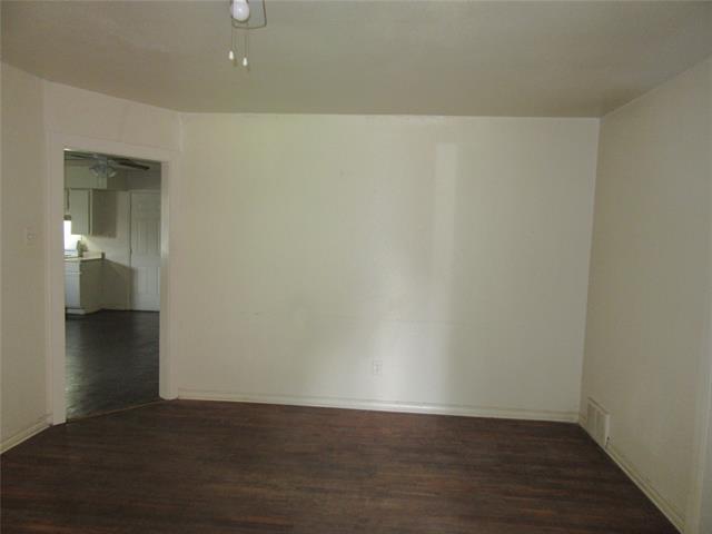 Building Photo - 9421 Bluffcreek Dr