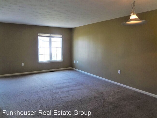 Building Photo - 2 br, 2.5 bath House - 2440 Millwood Loop