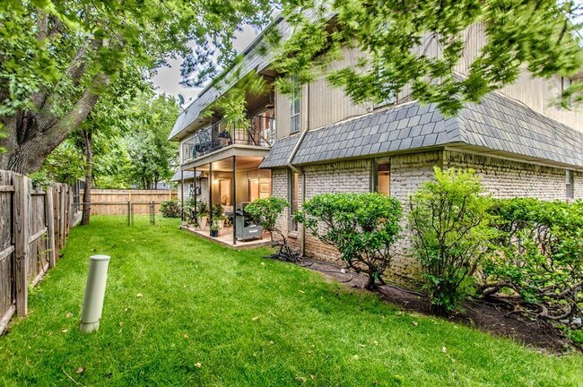Foto del edificio - 1535 Glenbrook Dr