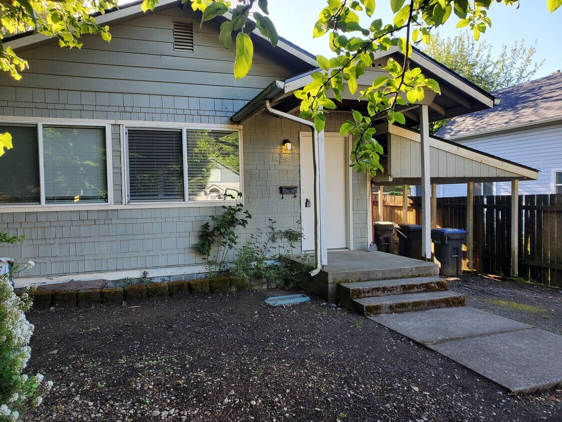 424 N 8th St, Shelton, WA 98584 House Rental in Shelton, WA