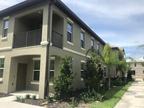 Building Photo - 1367 Shinnecock Hills Dr