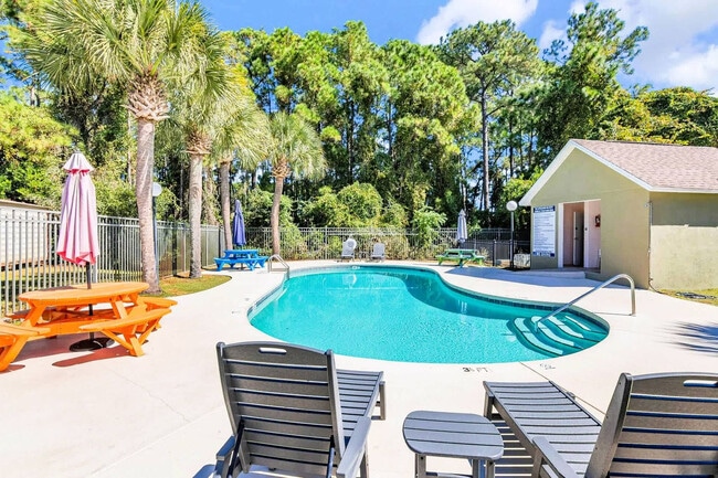 Building Photo - 4657 Windstarr Dr