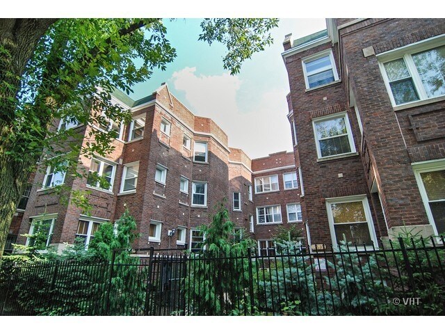 Primary Photo - 1625 W North Shore Ave