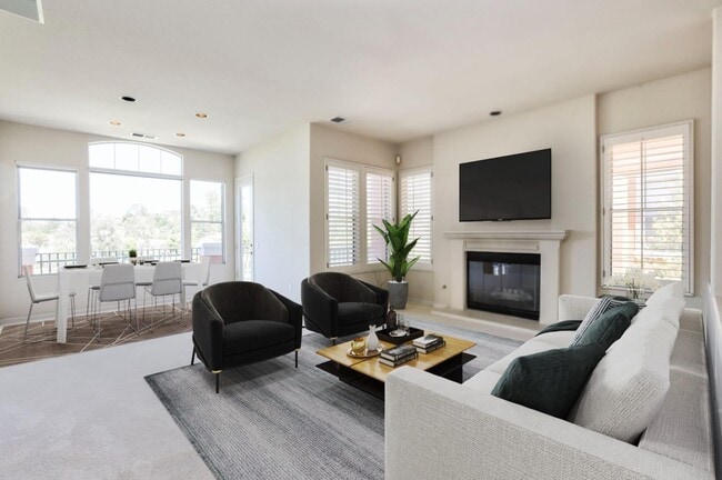 Building Photo - 2327 Silver Breeze Ct