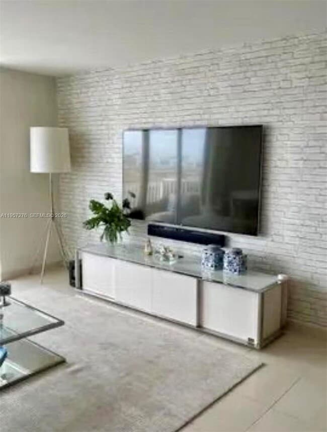 Foto del edificio - 2801 NE 183rd St