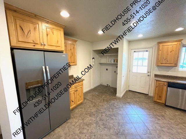 Building Photo - 42 E 400 S