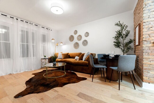 Building Photo - 618 W Patterson Ave