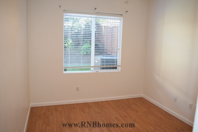 Foto del edificio - 6569 Powder Ridge Dr