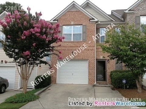 Primary Photo - Spacious 2 Bedroom Townhome in SE Atlanta