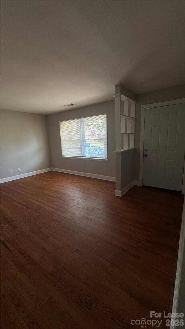 Foto del edificio - 344 Fairgreen Dr