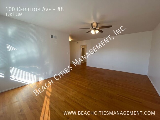 Building Photo - Charming 1 Bedroom 1 Bath Condo- Blocks Aw...