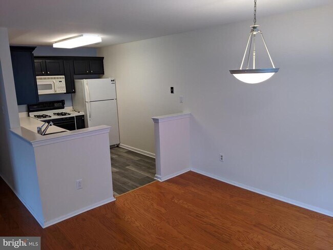 Foto del edificio - 1608 Squirrel Rd