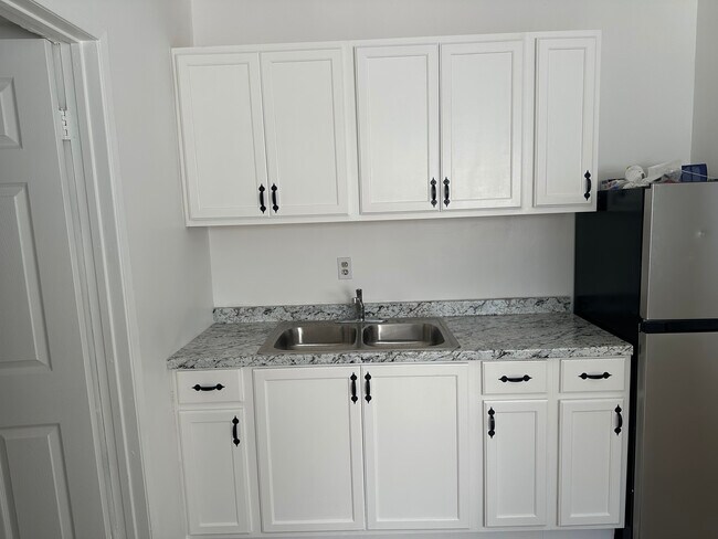 Foto del edificio - 9036 Carson St