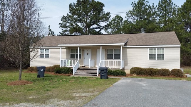 Building Photo - Deer Run Apartments