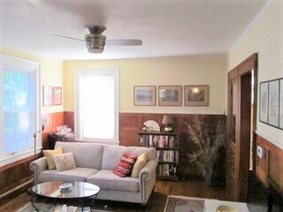 Living Room - 95 South St