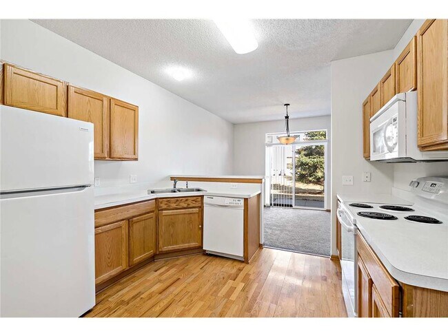 Building Photo - 17008 39th Ave N