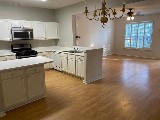 Building Photo - 4645 Valais Ct